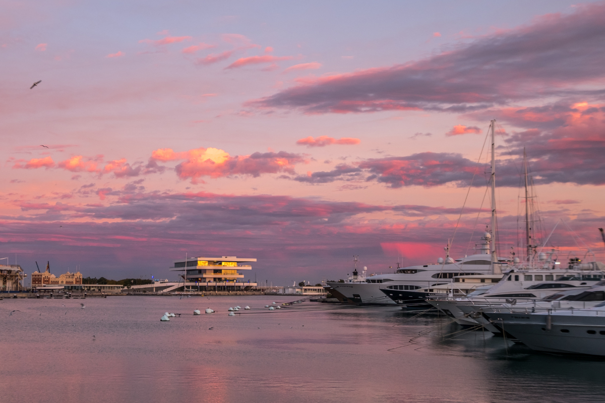 valencia-winnor-puerto-marina